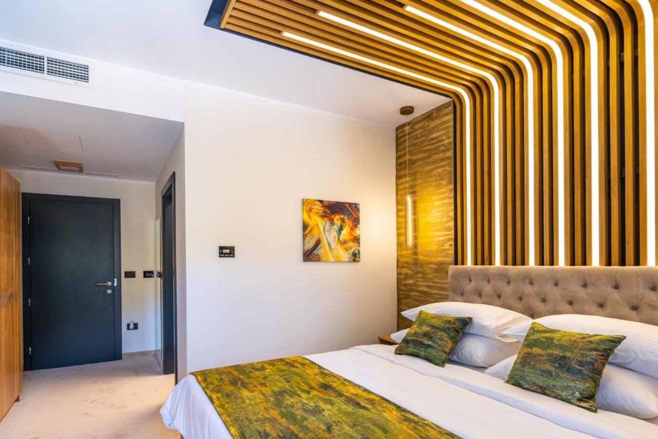 Hotel Ivascu مويزي المظهر الخارجي الصورة