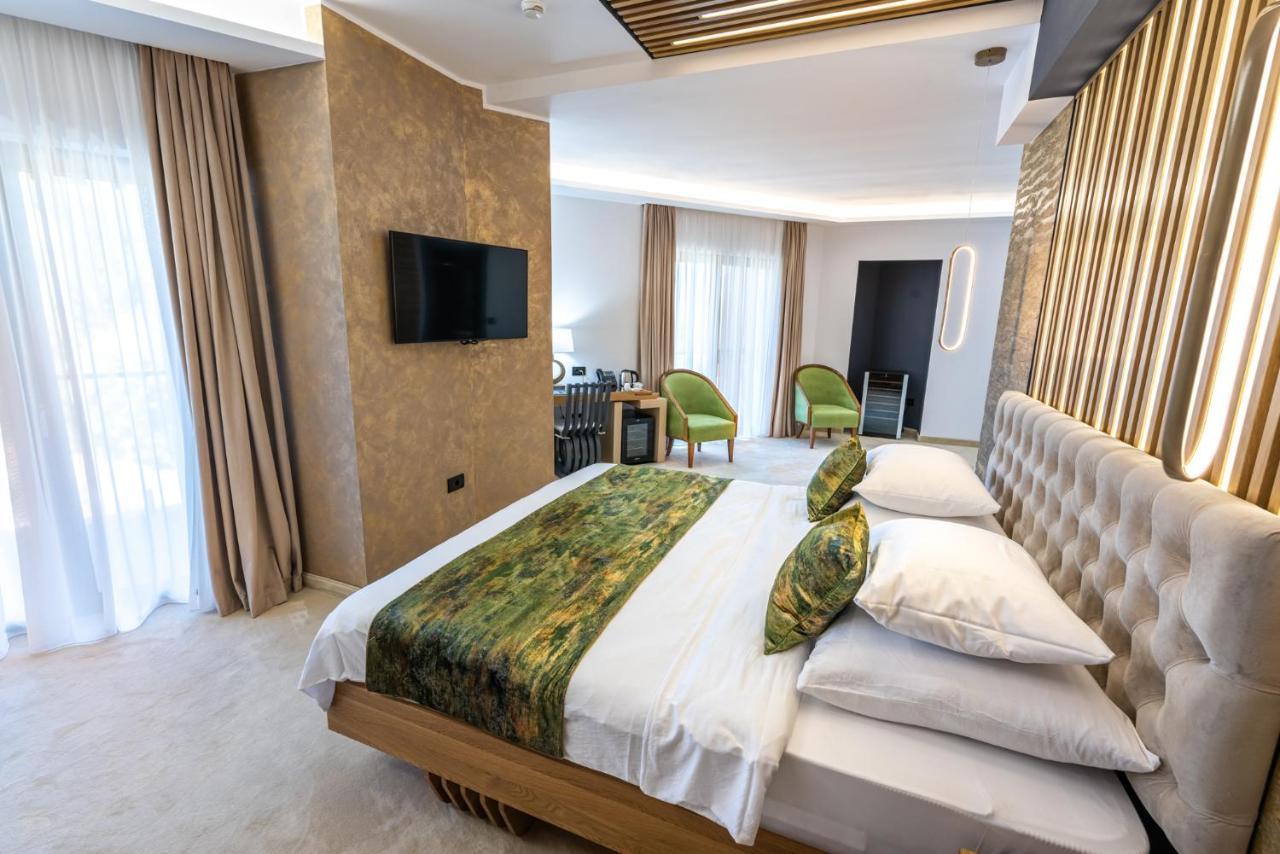 Hotel Ivascu مويزي المظهر الخارجي الصورة