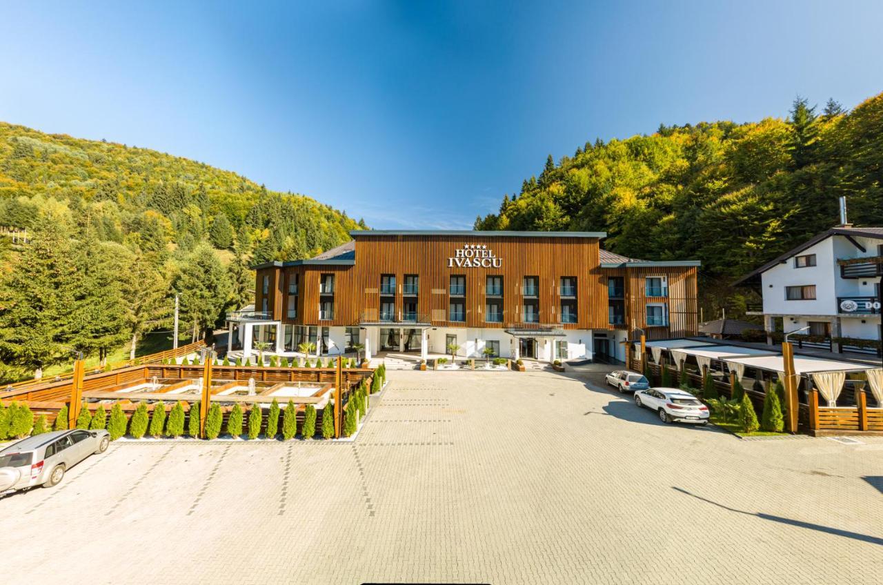 Hotel Ivascu مويزي المظهر الخارجي الصورة