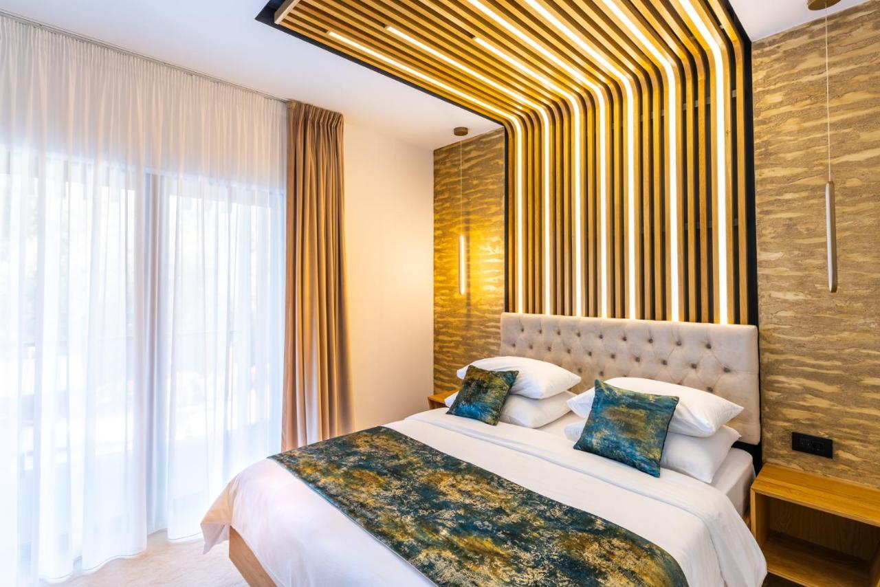 Hotel Ivascu مويزي المظهر الخارجي الصورة