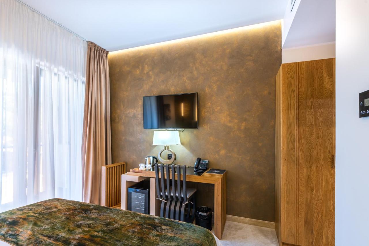 Hotel Ivascu مويزي المظهر الخارجي الصورة