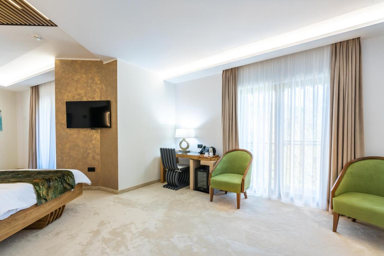 Hotel Ivascu مويزي المظهر الخارجي الصورة