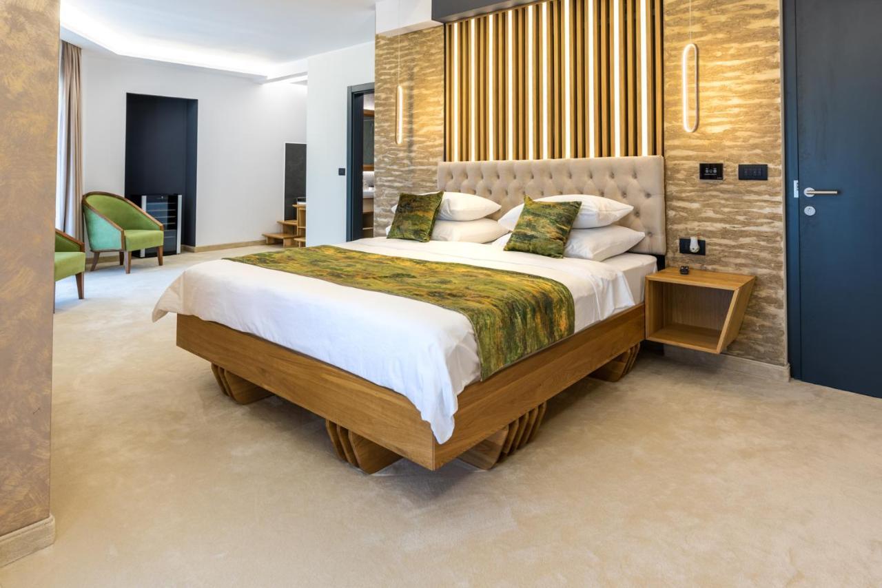 Hotel Ivascu مويزي المظهر الخارجي الصورة
