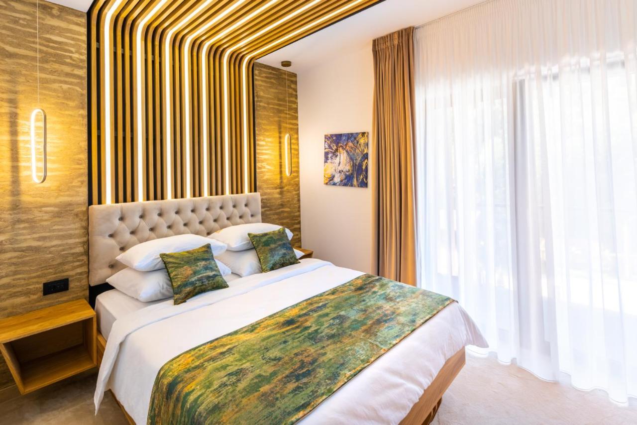 Hotel Ivascu مويزي المظهر الخارجي الصورة