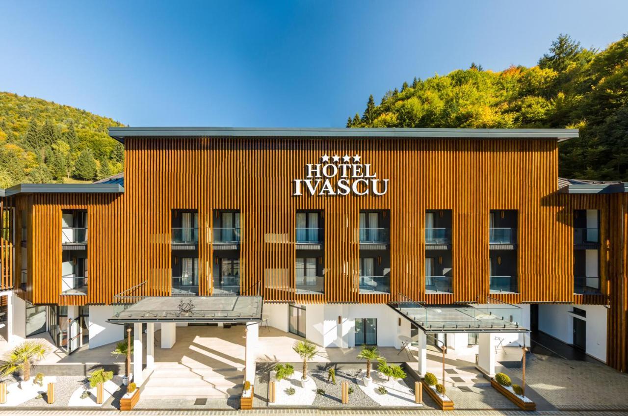 Hotel Ivascu مويزي المظهر الخارجي الصورة
