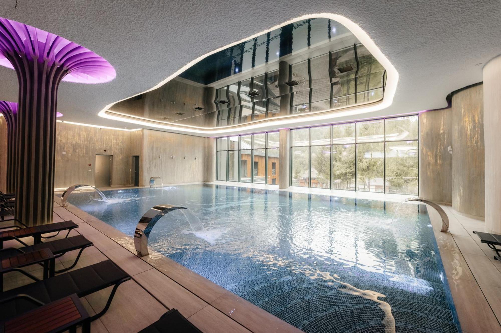 Hotel Ivascu مويزي المظهر الخارجي الصورة